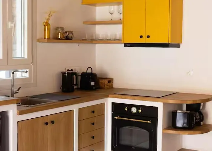 Κανονική φιλοξενία Psarona *