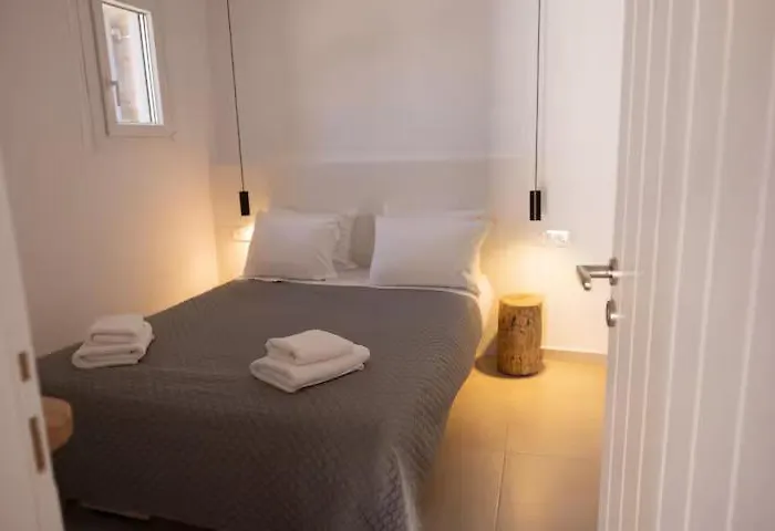 Κανονική φιλοξενία Psarona