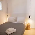 κανονική φιλοξενία Psarona *