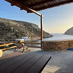 κανονική φιλοξενία Psarona *