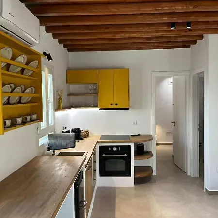 κανονική φιλοξενία Psarona *