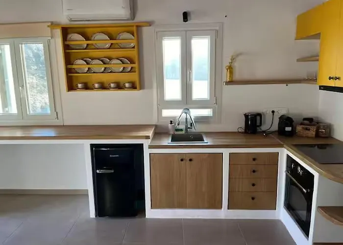 Holiday home Κανονική Φιλοξενία Psarona